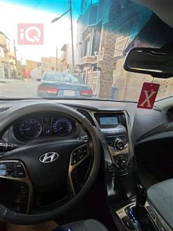 هيونداي أزيرا